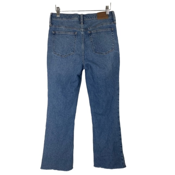 J.CREW - 9" Demi-boot crop Raw Hem Jeans Size 26 - Picture 2 of 8